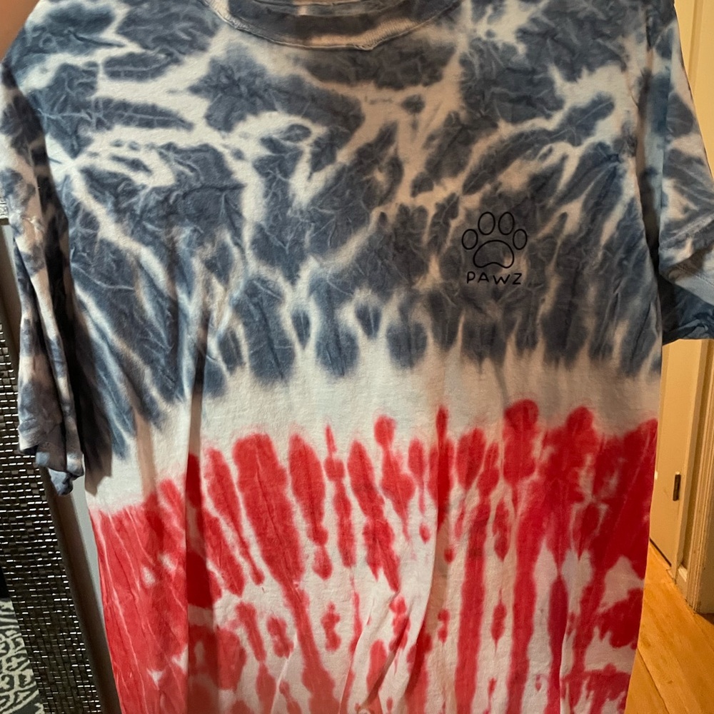PAWZ t shirt